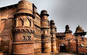 Read more about the article 15 Historical Places to Visit by a Road Trip in Maharashtra
